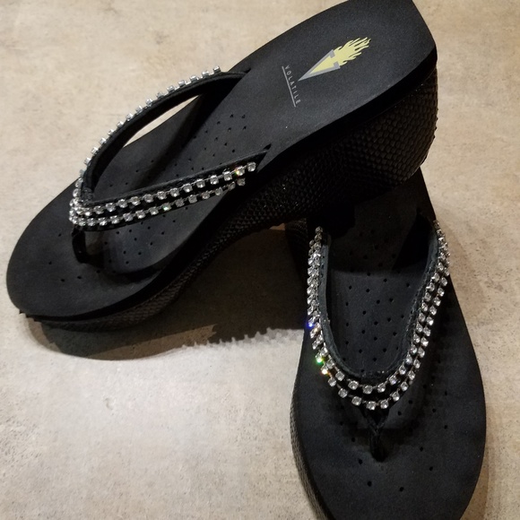 Volatile sandals - Picture 3 of 3